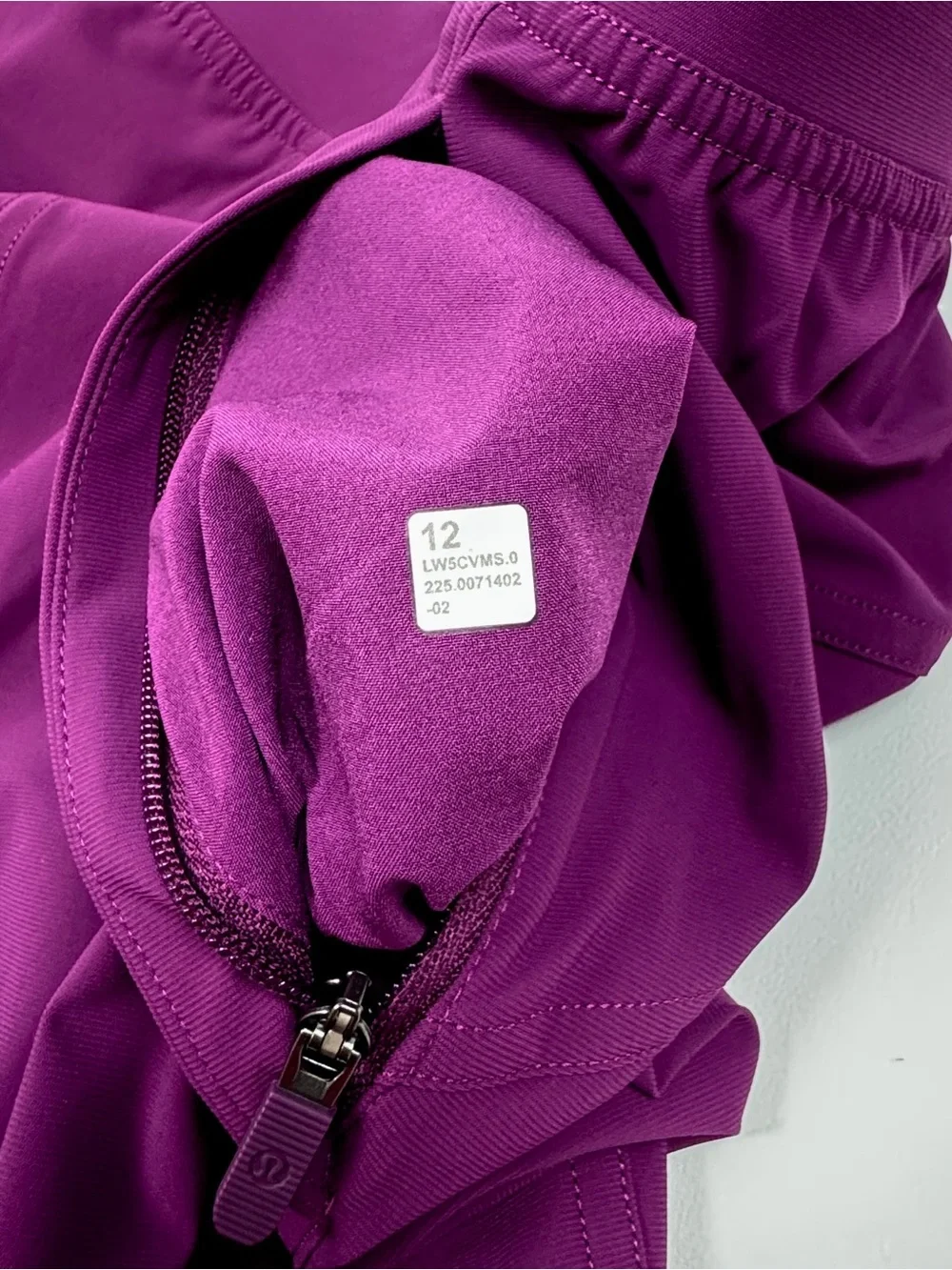 lululemon athletica pre owned